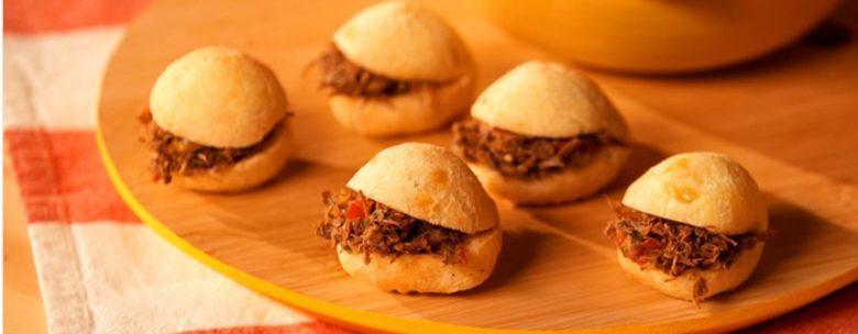 Buraco quente no pão de queijo
