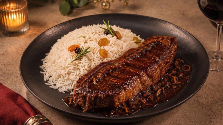 Prime Rib Costelata ao molho de laranja e vinho do Porto com arroz de frutas secas e castanhas