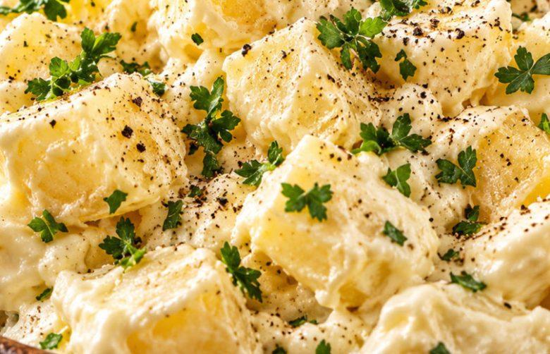 Salada de batata com maionese caseira