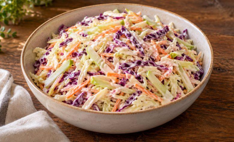 Salada de repolho cremosa