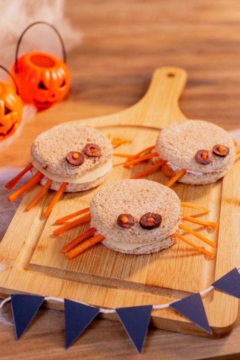 Sanduíche aranha com pão integral