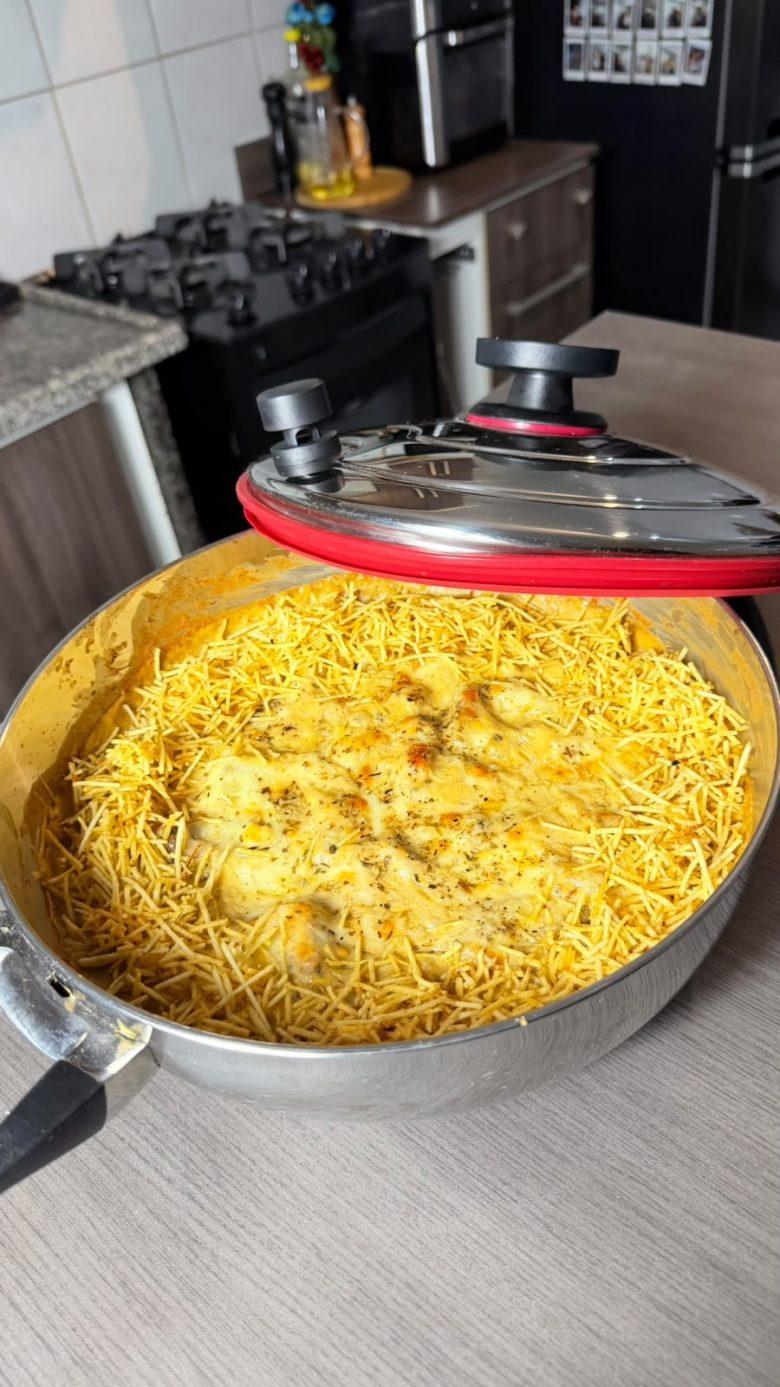 Fricassê de carne em uma única panela